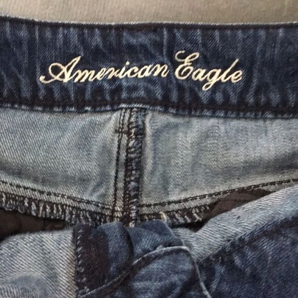 American Eagle Shorts  - Picture 4 of 8